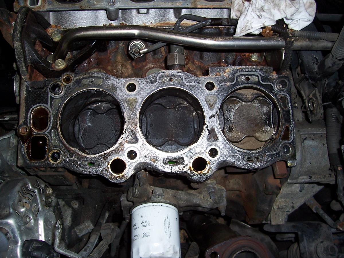 Signs of blown head gasket toyota