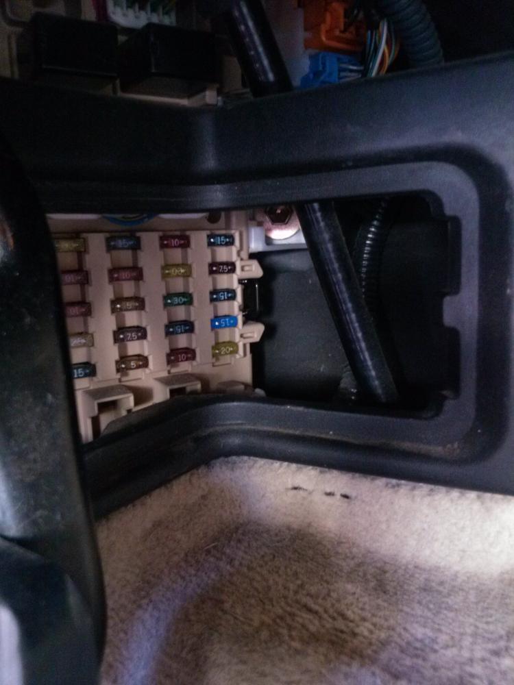 1999 Gs300 Driver U0026 39 S Side Fuse Box - Pictures