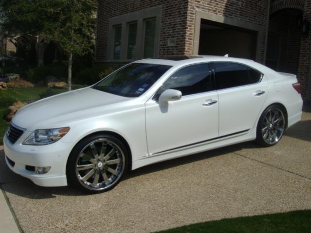 Lexus Ls 460 Custom. OF A KIND 2010 LEXUS LS460