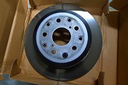 FS: Lexus IS300 oem front and rear rotors set (pickup only)-p1000182.jpg