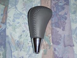 F/S: Gray Leather Shift Knob off friend's 2001 GS300-dsc00035.jpg