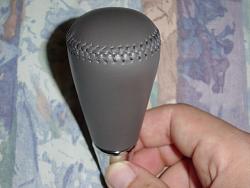 F/S: Gray Leather Shift Knob off friend's 2001 GS300-dsc00037.jpg