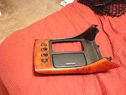 Woodgrain ashtray and shift knob-center-console.jpg