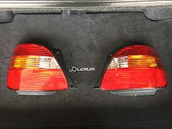 FS: 98-00 Outer Tail Lights-img_0908.jpg