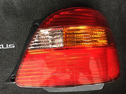FS: 98-00 Outer Tail Lights-img_0910.jpg