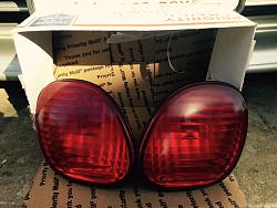 Red Inner tail light-image.jpg