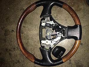 GS wood grain steering wheel and airbag-img_0615.jpg