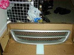 FS: L-tuned grille painted millenium silver-100.1.jpg