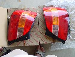 FS GS400 tail light with wire harness-dsc01953.jpg