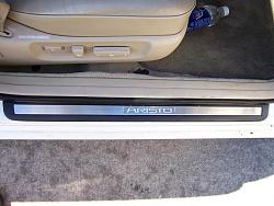 FS: 98-00 cleared tails and Aristo door sills-passenger-front.jpg