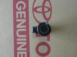 FS: IS350 front parking sensor (granite mica)-p1020765.jpg