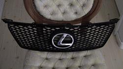 FS-06-08 Front F- style mesh grill with emblem-img_0162_1.jpg