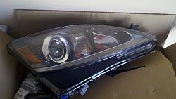 FS: 2012 LED Headlights brand New in Box w/ ballasts &amp; Bulbs-2012-09-18_17-21-25_806.jpg