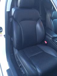 Black leather interior (seats, steering wheel)-img_8936.jpg