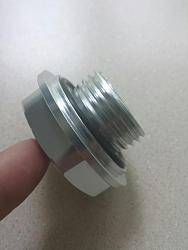 F-sport style aluminum oilcap-20140524_085945.jpg