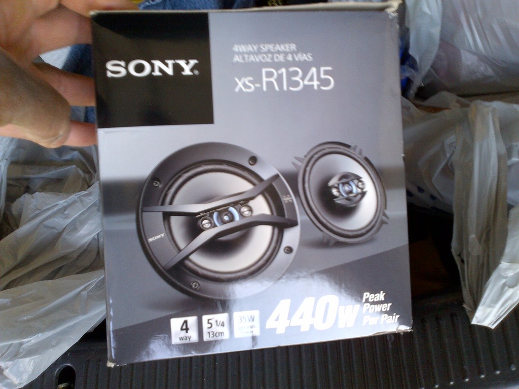 Name:  new%20front%20speaker%20digs_zpsmqiangof.jpg
Views: 111
Size:  157.9 KB