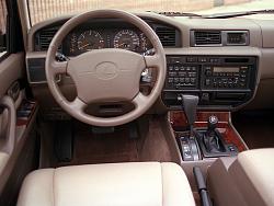 look back at the Lexus LX 450-lexus-lx-450-7.jpg