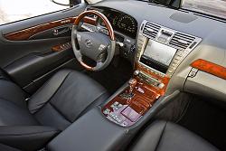 Favorite Car Interiors-2011_lexus_ls600hl4.jpg
