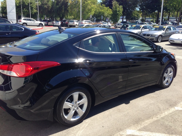 Name:  2013-Elantra-BlackMidnight640x480.jpg
Views: 8364
Size:  216.2 KB