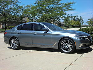 2024 BMW 5 Series-orvenor.jpg