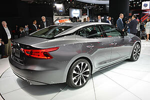 2016 Nissan Maxima Unveiled-xxg08bw.jpg