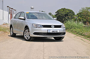 Review - 2014 Volkswagen Jetta 2.0 TDI M/T (Philippine-spec model)-rtegnvt.jpg