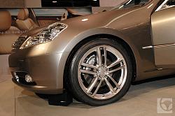 Split  5 spoke wheels. The new OEM wheel trend (please post pics)-2006_infiniti_m45__front-wheel.jpg