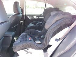 Car Seat in the back of a CT200?-img_2217.jpg
