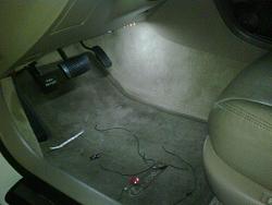 trying to connect LED strips for footwell....-img00003-20110526-2143.jpg