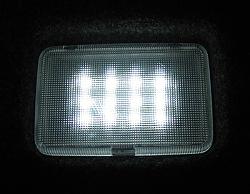 ES300 trunk light-led.jpg