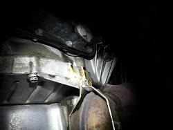 oil leak under body-20140504_105529.jpg