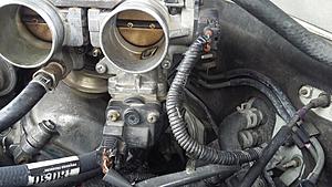 can I use a gasket sealant on the intake manifold?-20180205_143207.jpg