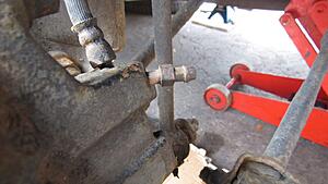 Brake pad and rotor change-d5w7yne.jpg