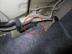 Reverse and plate lights don't work when trunk is closed-em4dytv.jpg