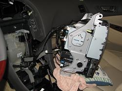 Nav/audio head unit removal steps-center09.jpg