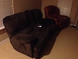 FS: Auto Reclining Movie Couch/ LG 27&quot; tv-01010_5es4pbllnzs_600x450.jpg