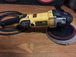 dewalt orbital-10006979_10206106507370003_1884683039142743351_n.jpg