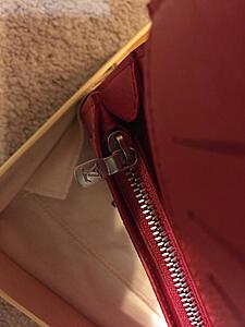 Authentic Louis Vuitton/Supreme Collab Red Epi Brazza Wallet-1odwzoq.jpg