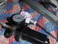 Step by Step - Replacing Window Regulator GS 1st Gen.-5-new-regulator-pully-on-motor-assy-large-.jpg