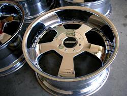 can somebody tell me a little bit about these wheels-p1010026.jpg