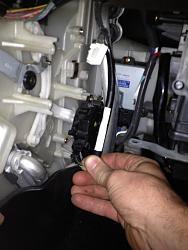DIY Repairing Air Mix Servomotors-16-remove-lead-from-2nd-servo.jpg