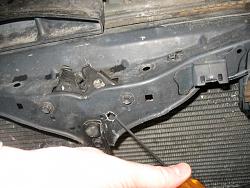 problem with hood not locking down completely (hood latch doesn't engage)-003.jpg