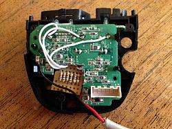 Hacking (retrofitting) steering wheel audio controls for aftermarket headunit-02.jpg