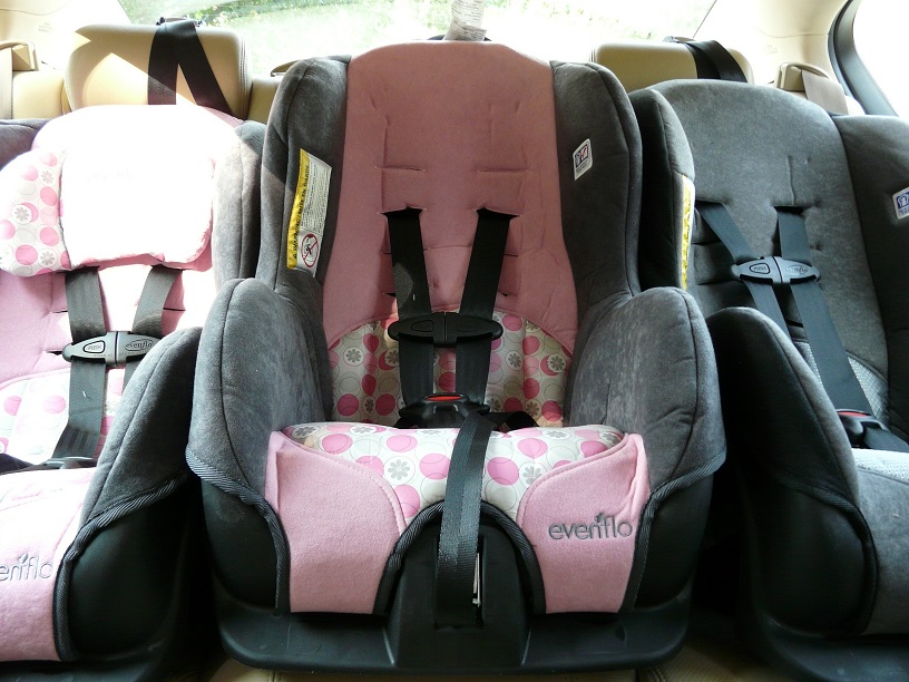 You can fit 3 child seats in the 3GS - ClubLexus - Lexus Forum Discussion