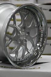 New wheels will not clear factory bbk =(-img_4075_zpsfc500af4.jpg