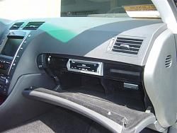 New GS with DVD and Headrest Monitors-dvd.jpg