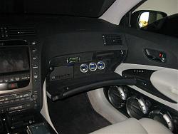 Pics of New Audio system in '06 GS430-glove.jpg