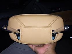 Front headrest adjustment on Luxury Package-image-2072093858.jpg