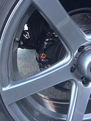 Red brake calipers-img_2305.jpg