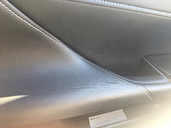 Driver door handle leather wrinkled-photo624.jpg